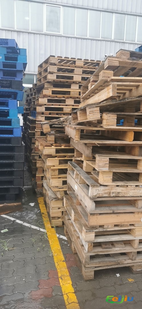 廢舊塑料托盤(pán)木托盤(pán)